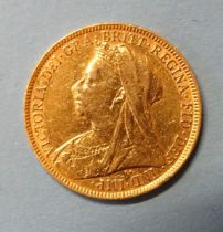 A Victoria 1895 sovereign.