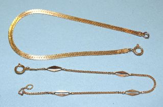 A 14k gold bracelet, 18cm, 2.4g, and another, 17cm, 1.1g, (2).