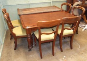 A Victorian extending dining table, 210cm, including one leaf, together with six Victorian dining