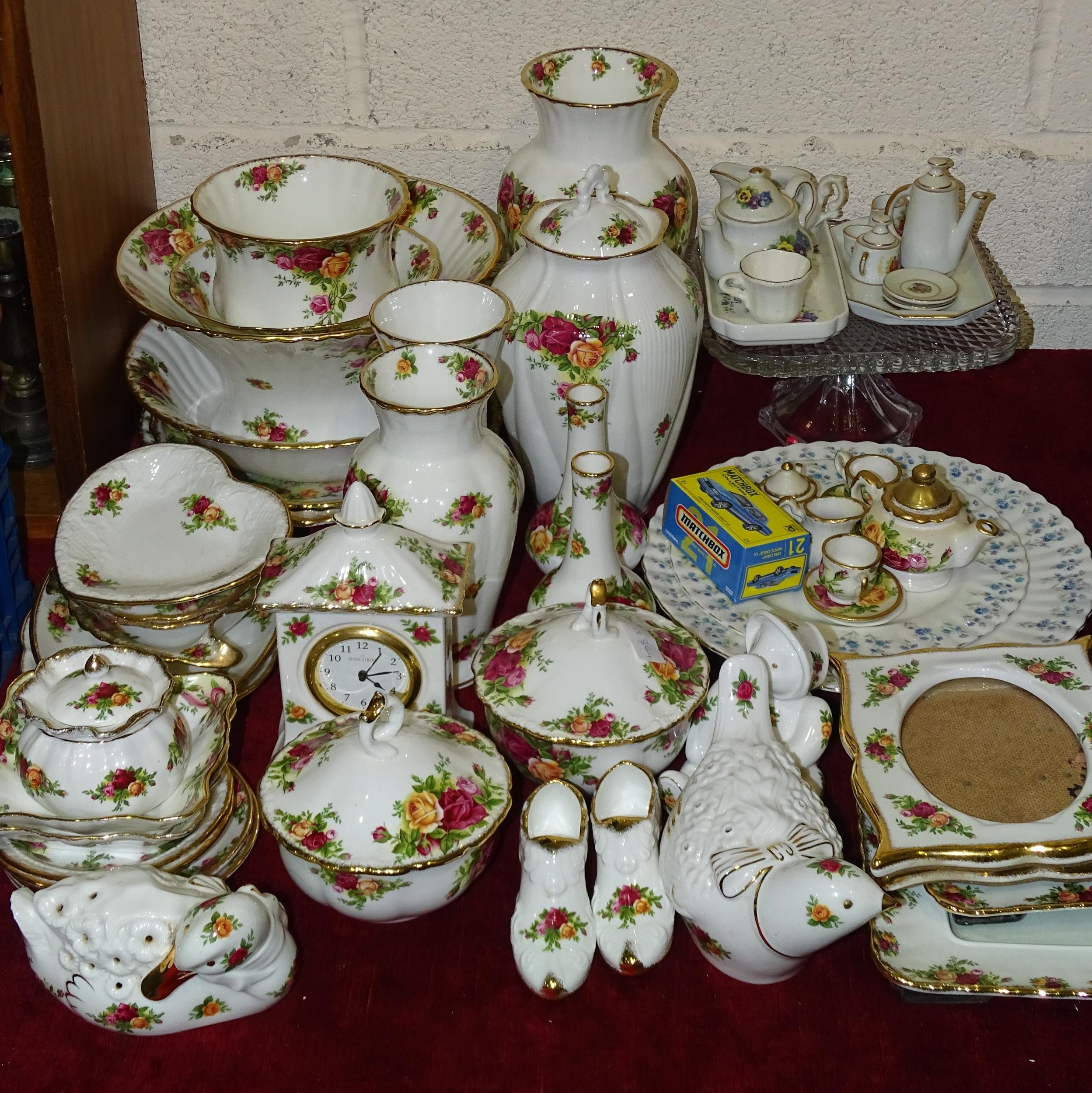 A collection of approximately forty pieces of Royal Albert "Old Country Roses" table ware