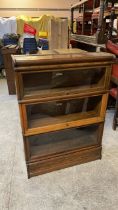 OAK STACKING BOOKCASE-THE GLOBE WERNICKE & CO (AF)