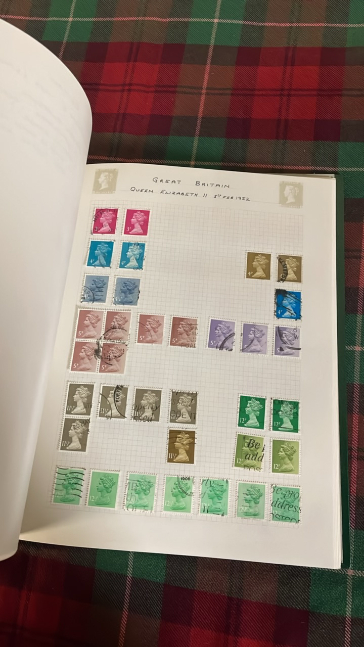 STAMP ALBUM GREAT BRITAIN STAMPS - Image 35 of 50