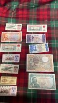 12 x FOREIGN NOTES