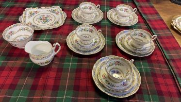 18PC FOLEY CHINA TEA SET