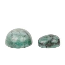 ZWEI LOSE SMARAGD-CABOCHONS, CA. 590 CT UND CA. 227 CT,