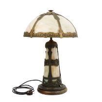 TISCHLAMPE IN DER ART BRADLEY & HUBBARD MANUFACTURING COMPANY,