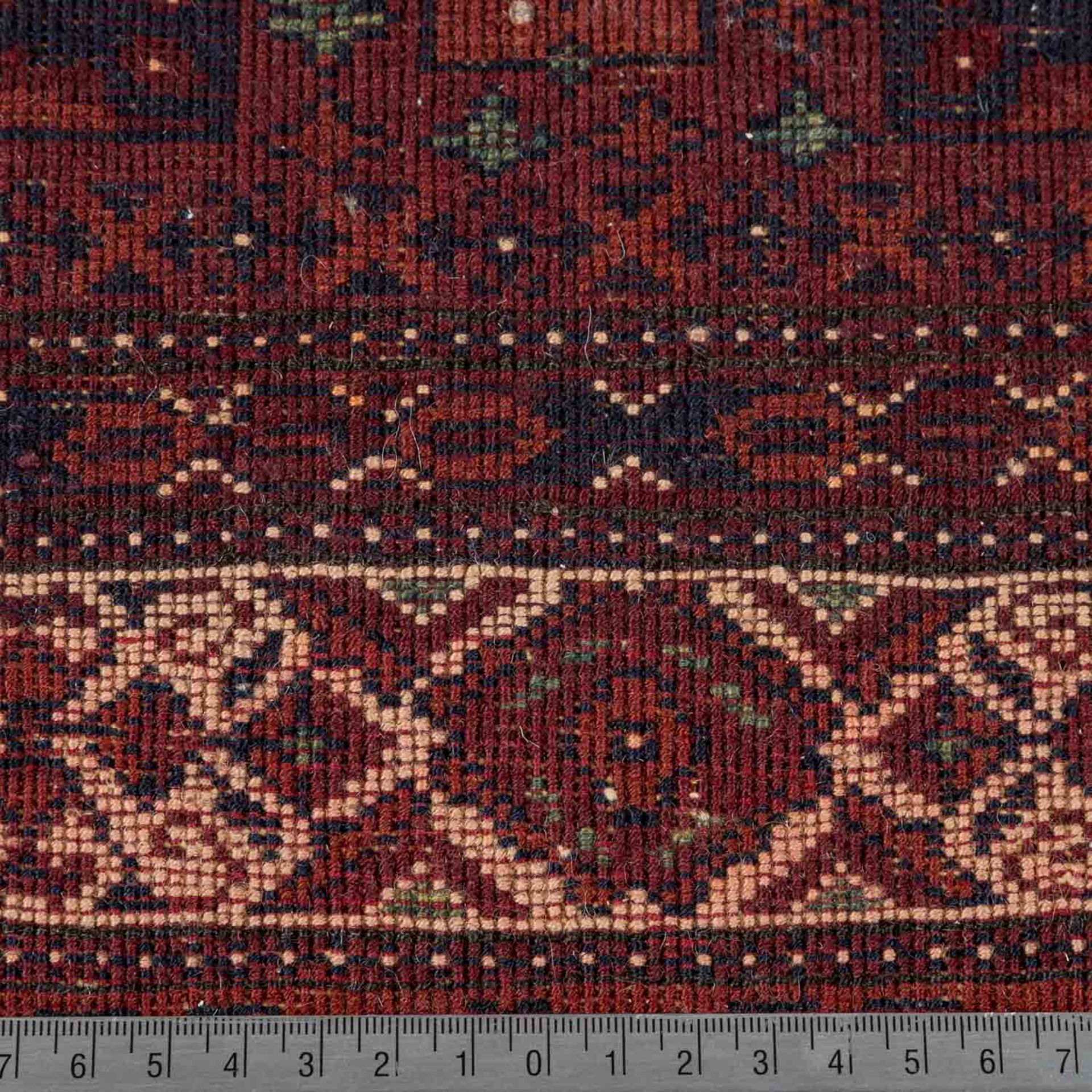Orientteppich. AFGHAN alt/AFGHANISTAN, 1. Hälfte 20. Jh., 285x195 cm. - Image 3 of 3