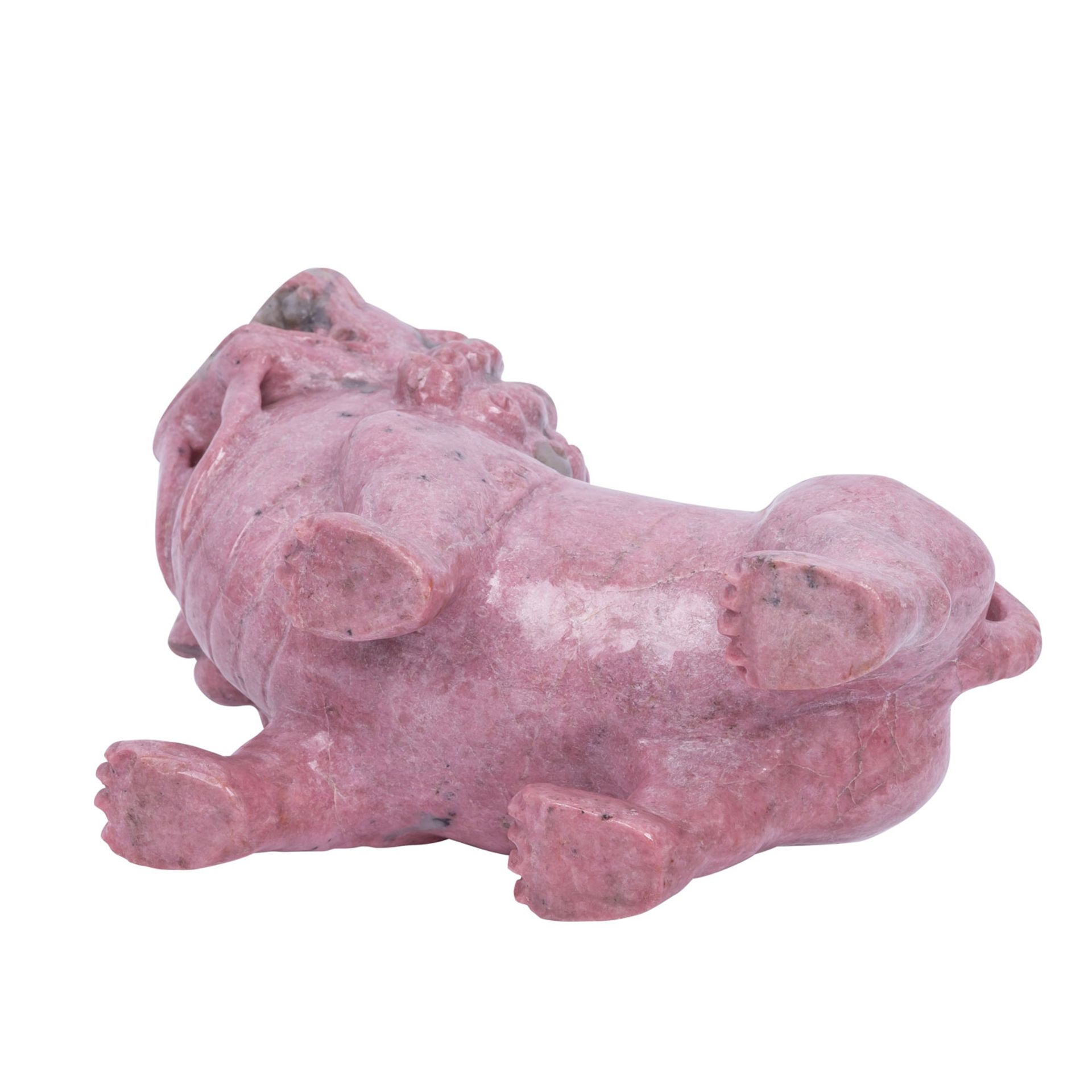 Wächterlöwe aus rosafarbenem Granit. CHINA, 20. Jh., - Bild 6 aus 11