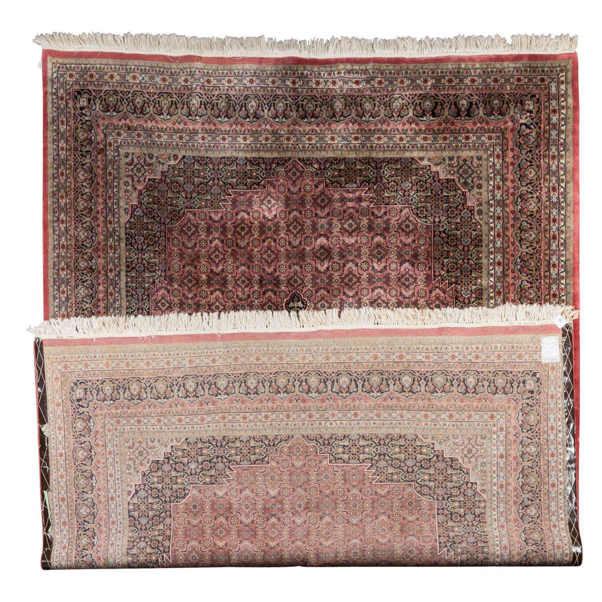 Orientteppich. 'BIDJAR'/INDIEN, 20. Jh., ca. 350x253 cm. - Bild 2 aus 3