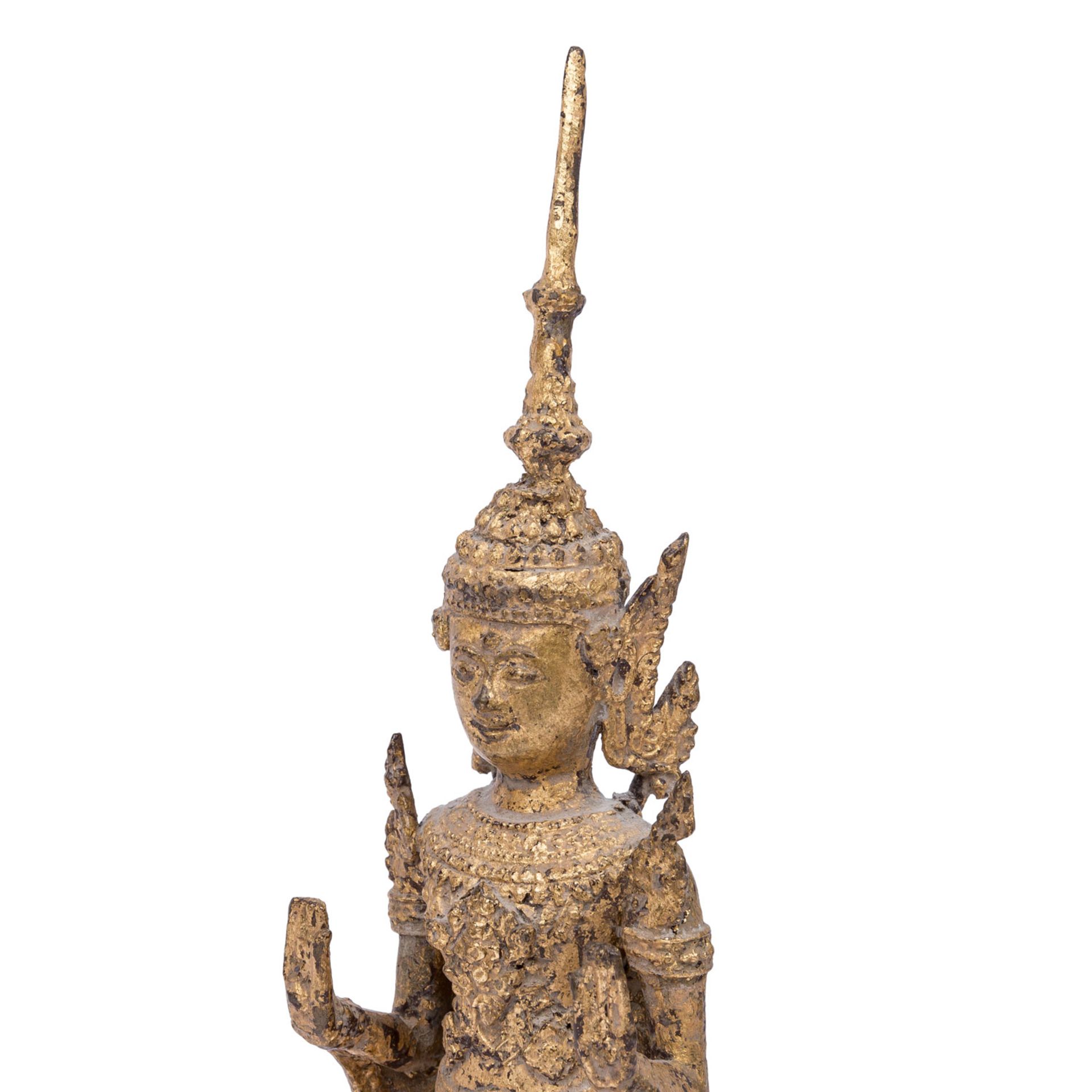Buddha im Fürstenschmuck aus Bronze. THAILAND, 20. Jh., - Bild 5 aus 6