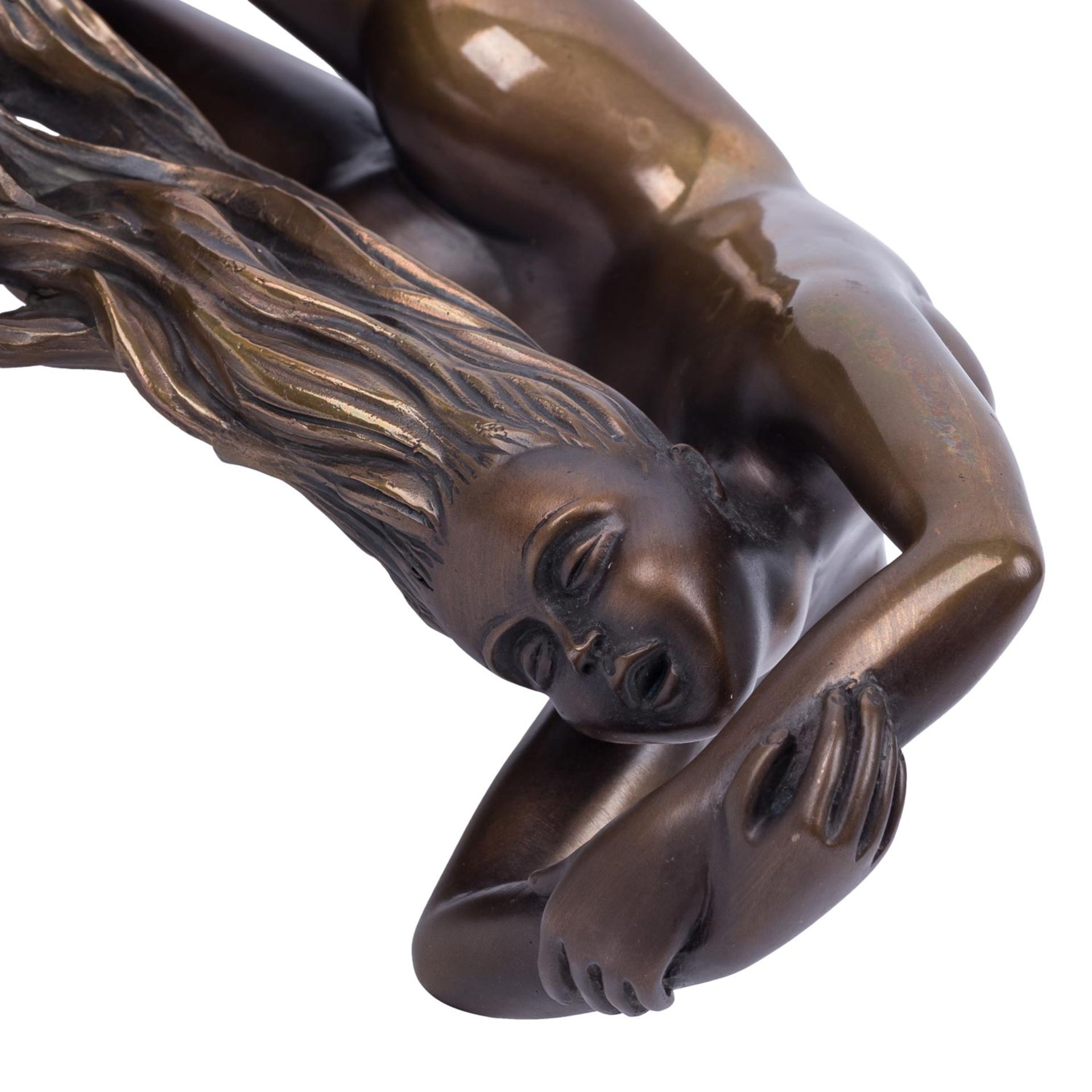 LEONG (Bildhauer/in 20. Jh), "Kniender weiblicher Akt, sich nach hinten streckend", - Bild 11 aus 12