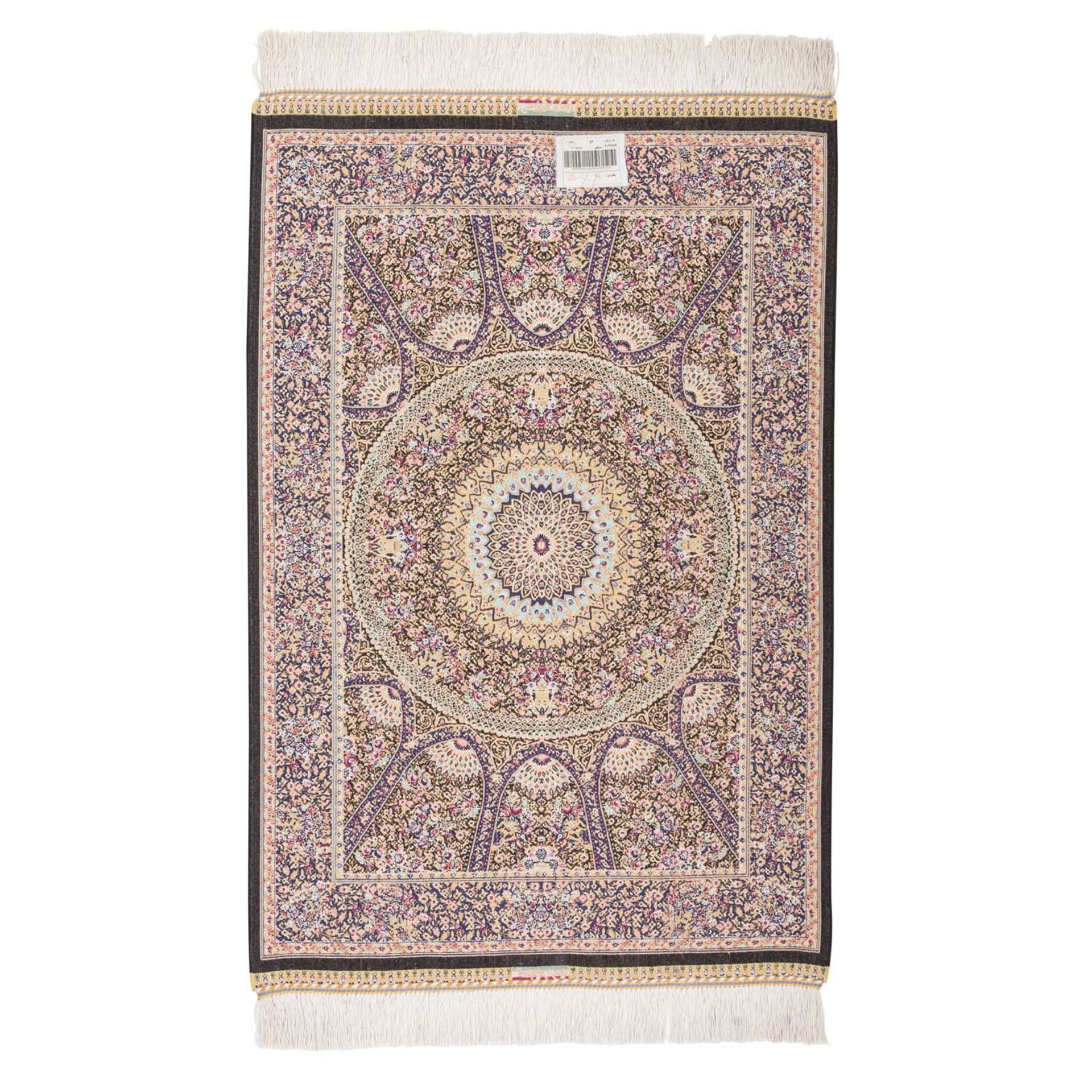Feiner Orientteppich aus Seide. IRAN, 20. Jh., 91x60 cm. - Image 2 of 3