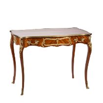 BUREAU-PLAT IM LOUIS XV-STIL