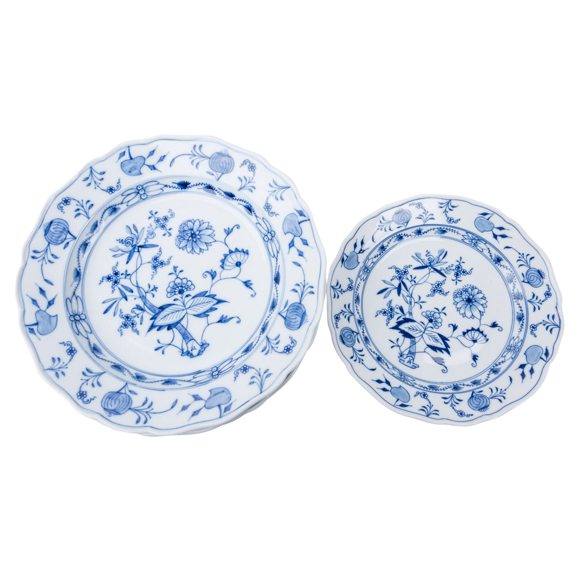 MEISSEN 8 Serviceteile 'Zwiebelmuster', 1. und 2. Wahl, 20. Jh. - Image 2 of 4