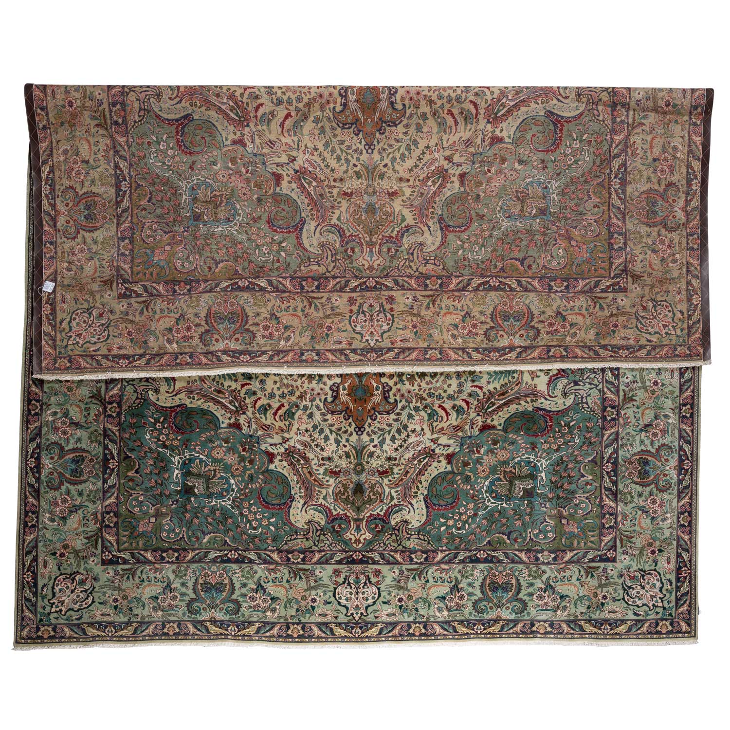 Orientteppich. TÄBRIS/IRAN, 21. Jh., ca. 394x301 cm. - Image 2 of 3