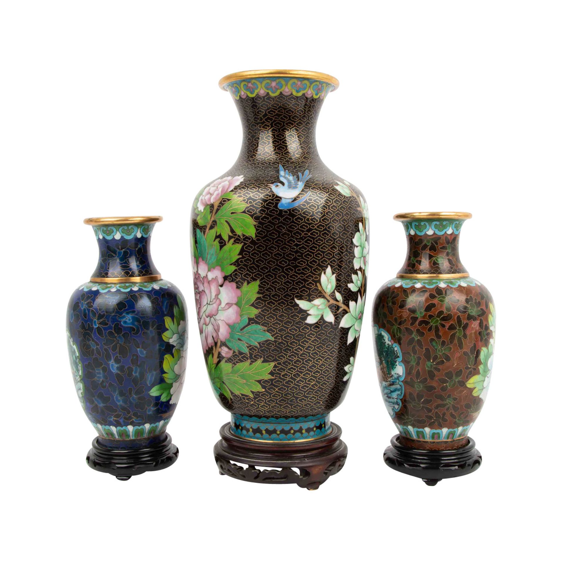 3 Cloisonné-Vasen. CHINA, 20. Jh. - Bild 2 aus 6