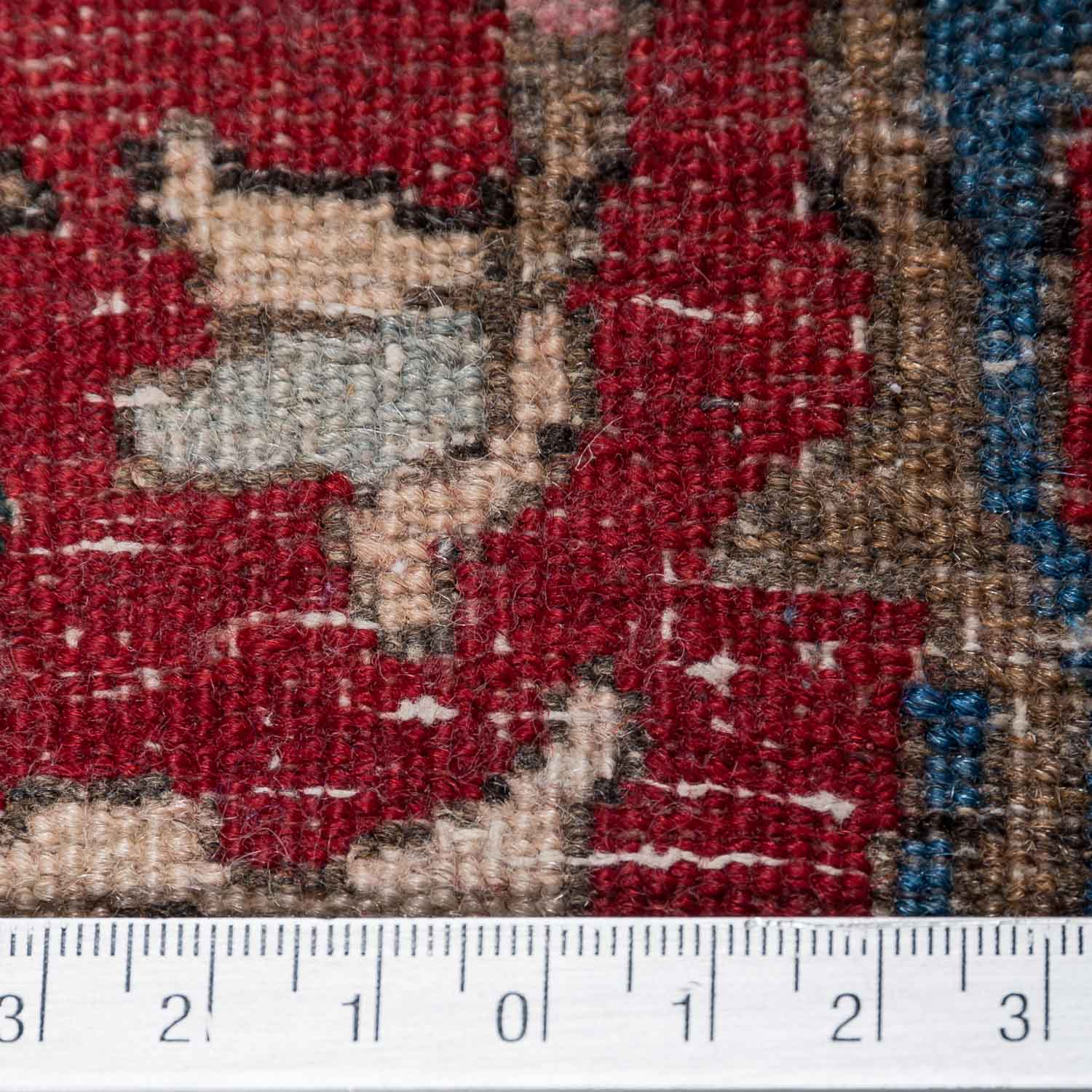 Orientteppich. PERSIEN, 1. Hälfte 20. Jh., ca. 205x147 cm. - Image 3 of 3