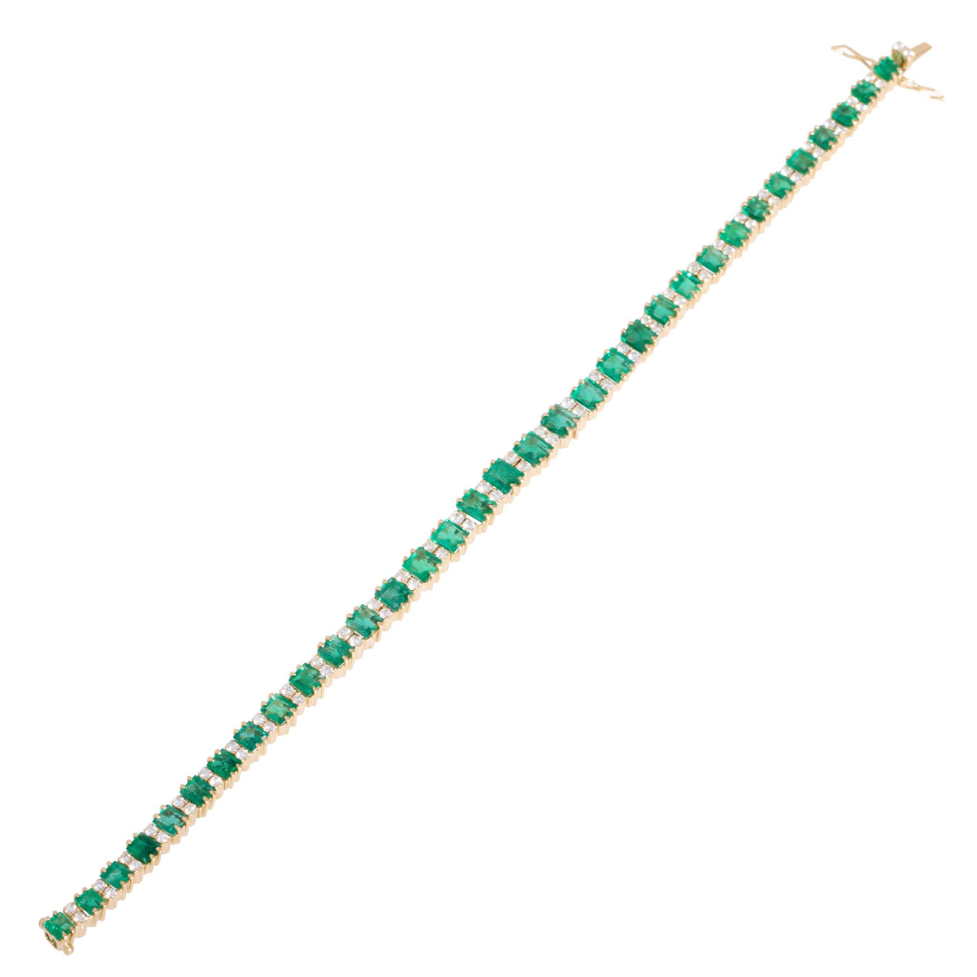 Armband mit Smaragdcarrés von zus. ca. 6,6ct, - Bild 3 aus 5