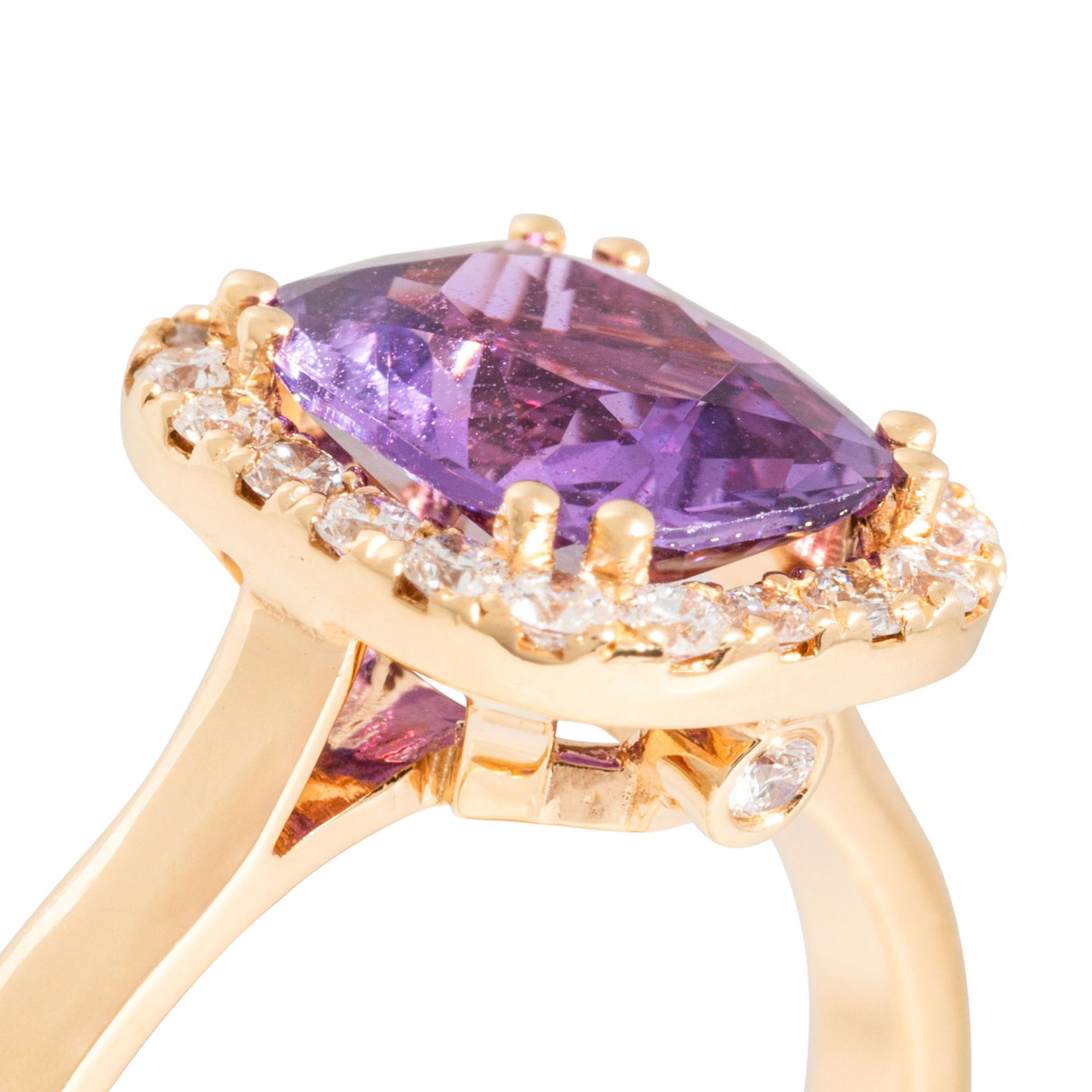 Ring mit feinem violettem Saphir, - Bild 4 aus 4