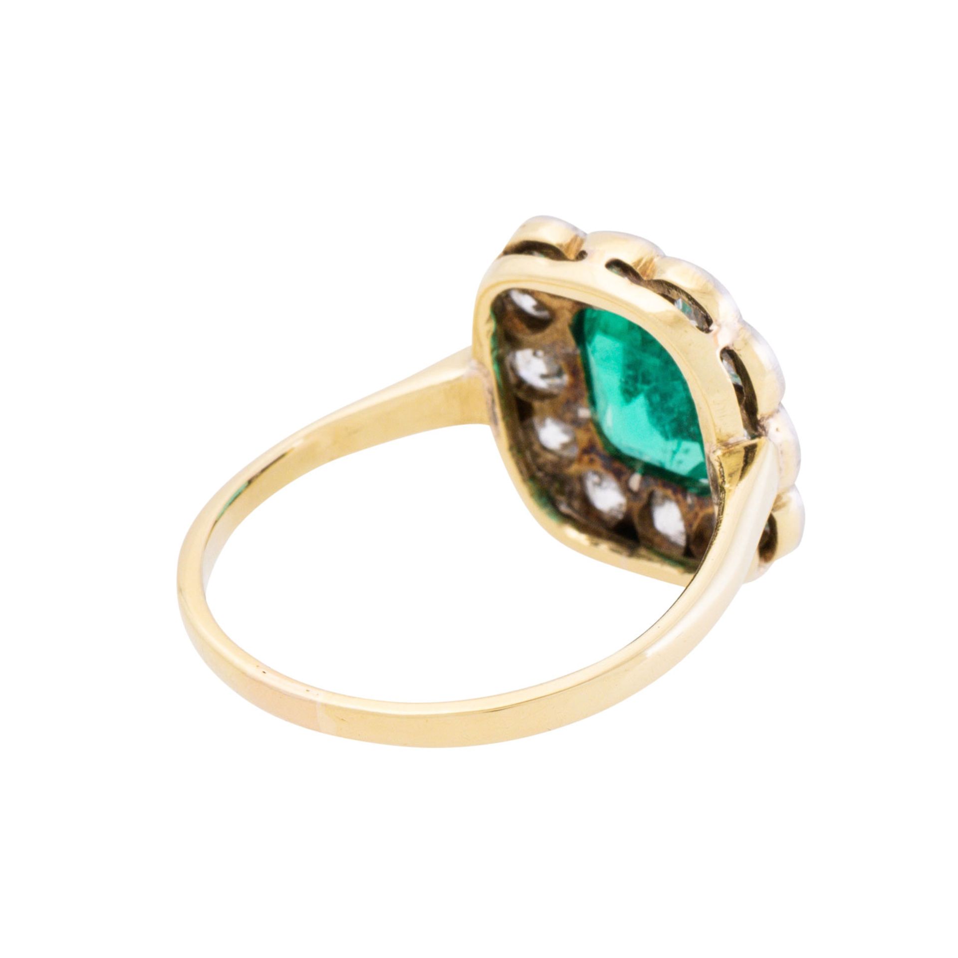 Ring mit feinem Smaragd und Altschliffdiamanten - Bild 3 aus 5