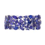 Breites Armband mit Tansaniten und Diamanten zus. ca. 6 ct,