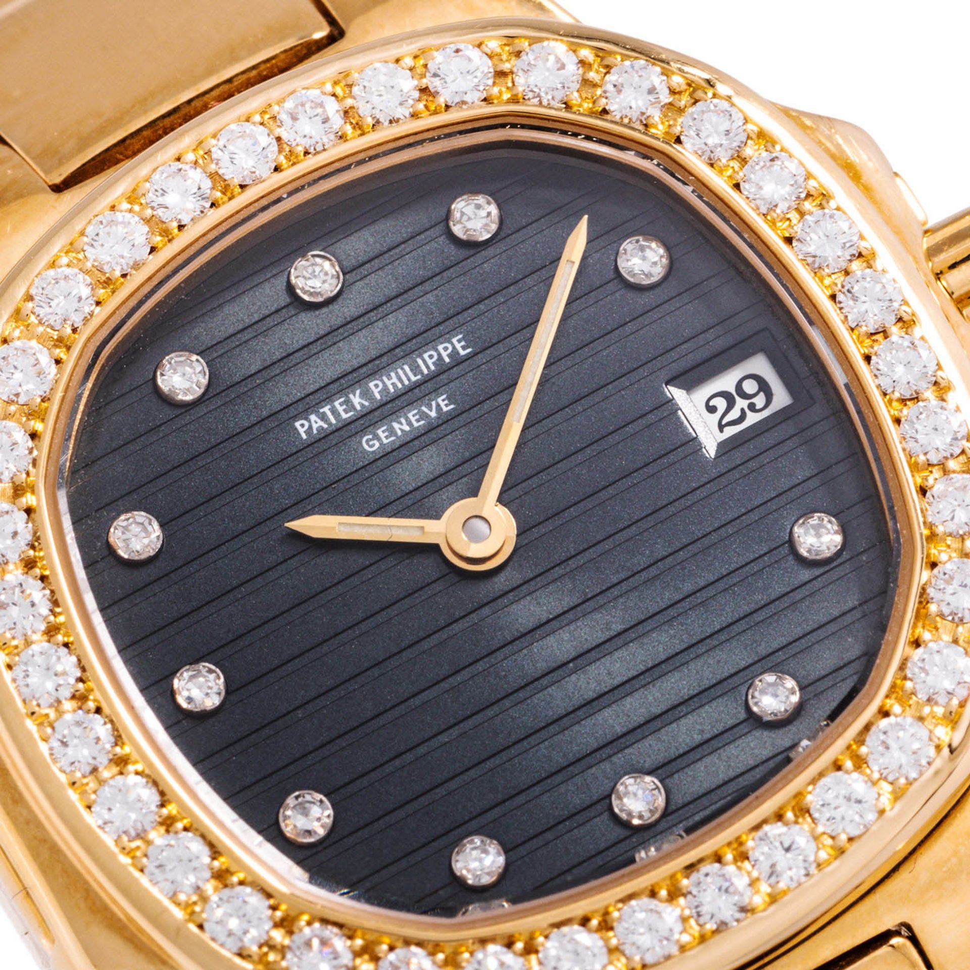 PATEK PHILLIPE Lady Nautilus "Factory Diamond" Damenuhr, Ref. 4700/53. Aus 1994. - Image 8 of 9