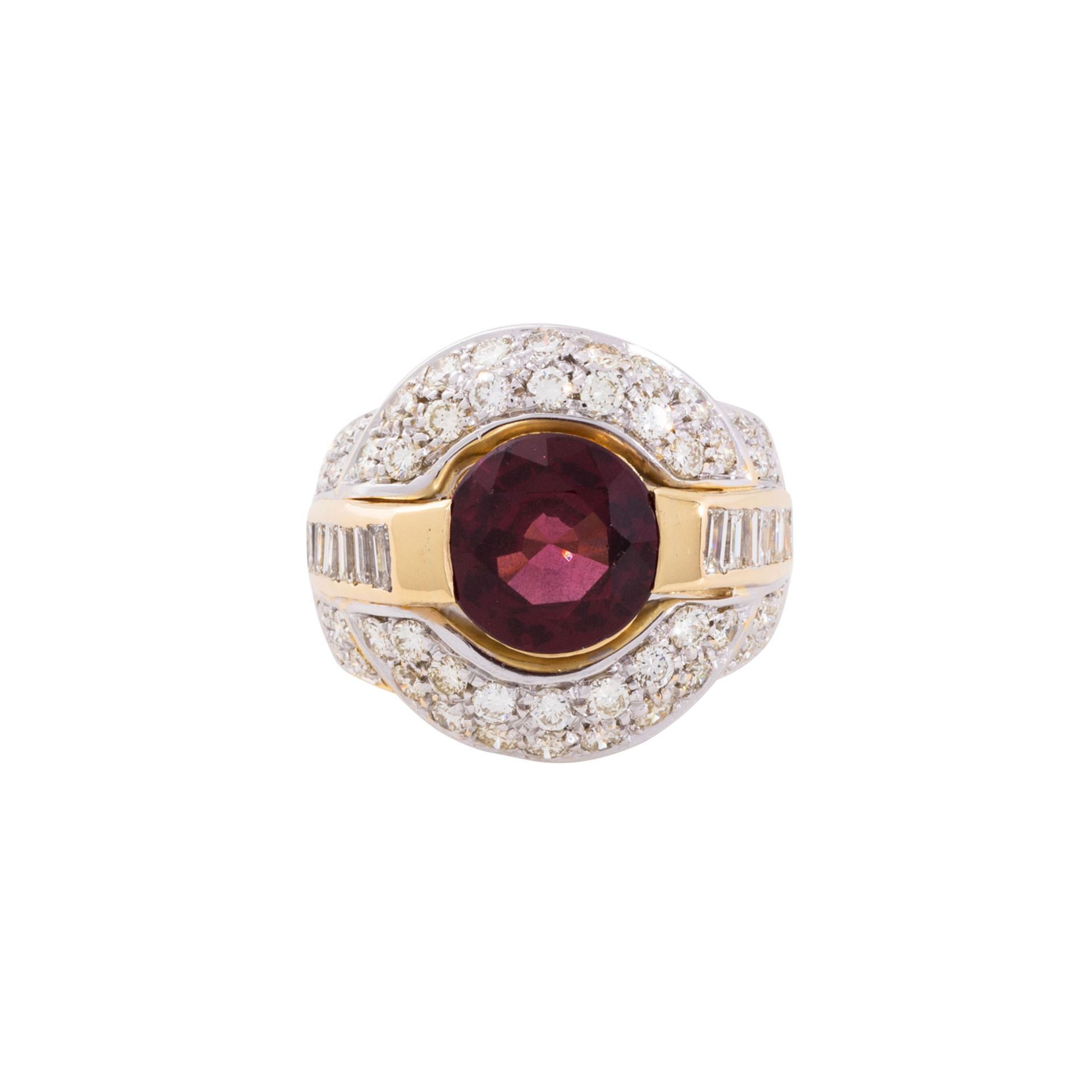 Ring mit Rhodolith, Diamantbaguettes und Brillanten zus. ca. 2,1 ct,  - Bild 2 aus 4