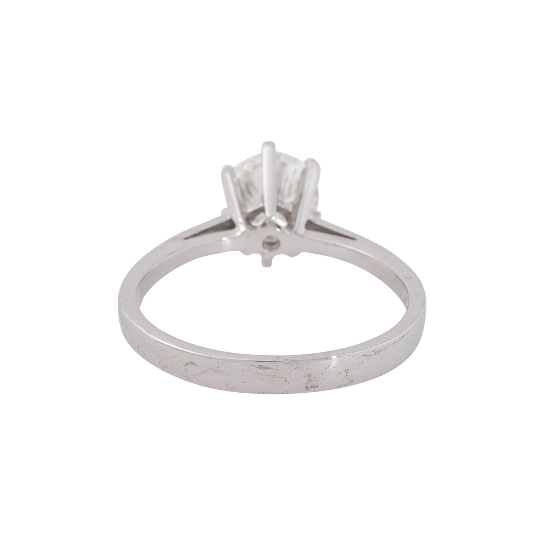 Solitärring mit Brillant von ca. 1,07 ct, - Image 3 of 4