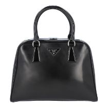 PRADA Henkeltasche "PYRAMID VERNICE".