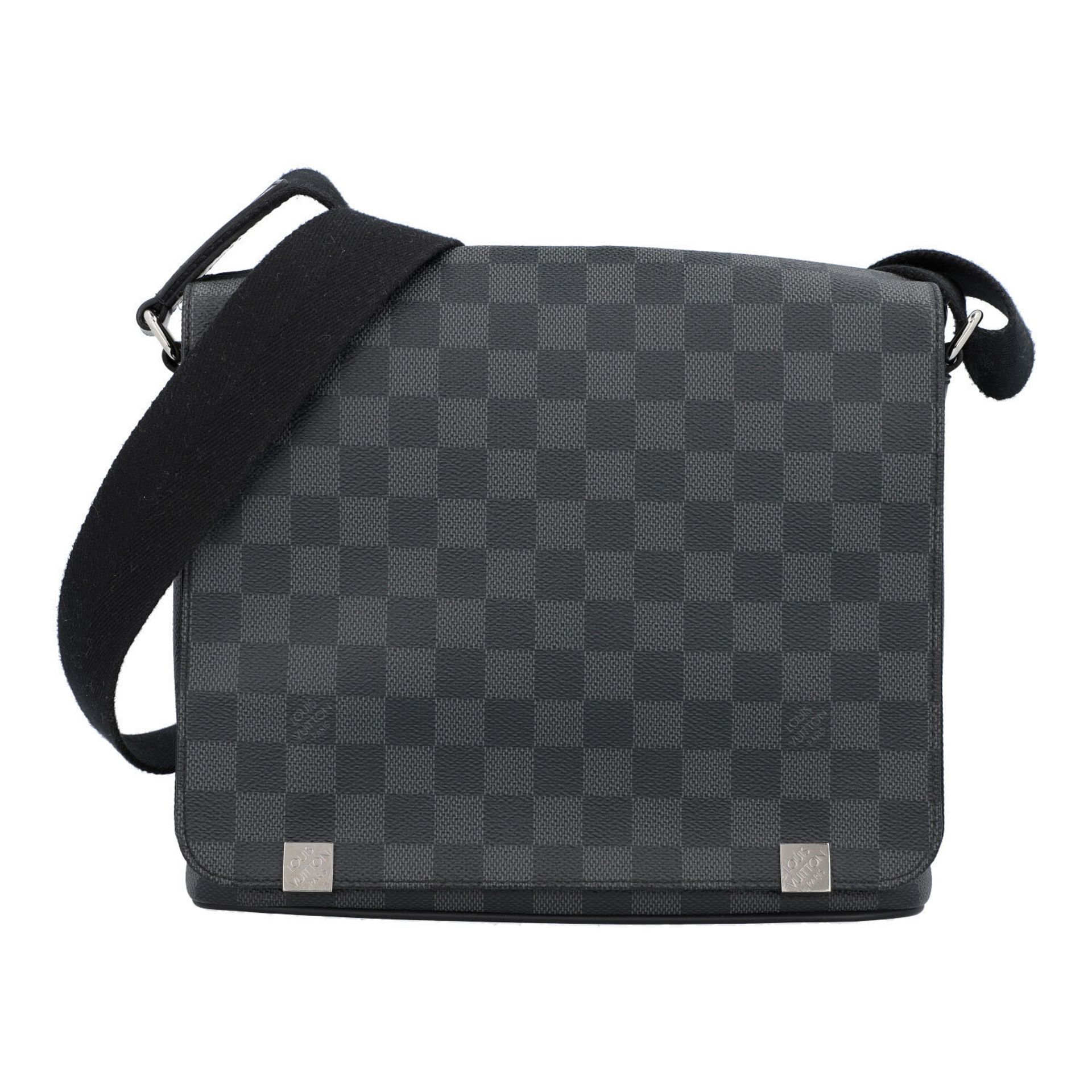 LOUIS VUITTON Messenger Bag "DISTRICT PM", Koll.: 2016.