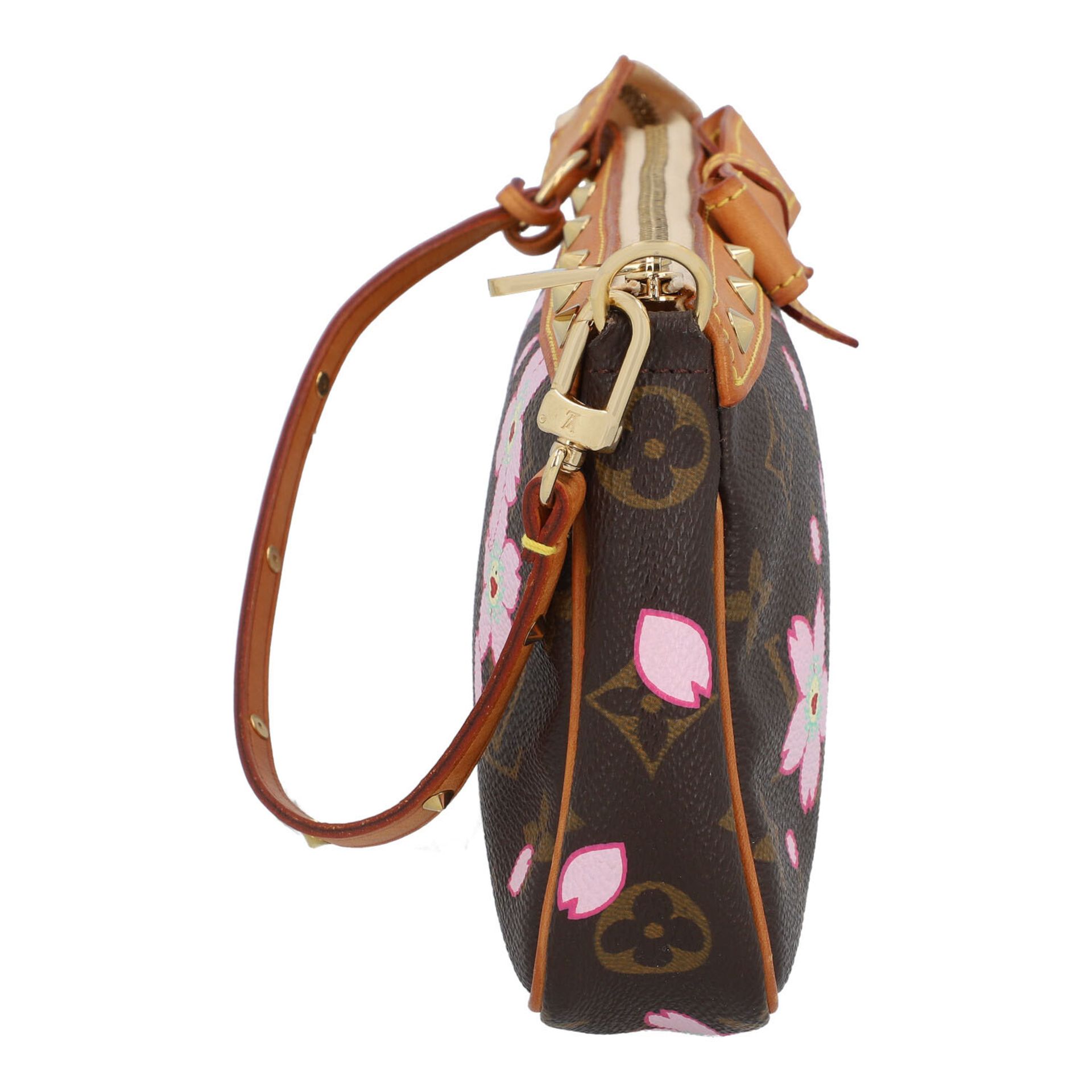 LOUIS VUITTON X TAKASHI MURAKAMI Schultertasche "POCHETTE ACC NM", Koll.: 2003. - Bild 3 aus 6