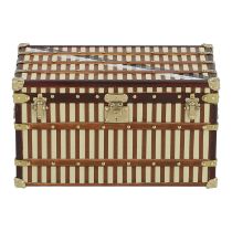 LOUIS VUITTON Briefbeschwerer "TRUNK".