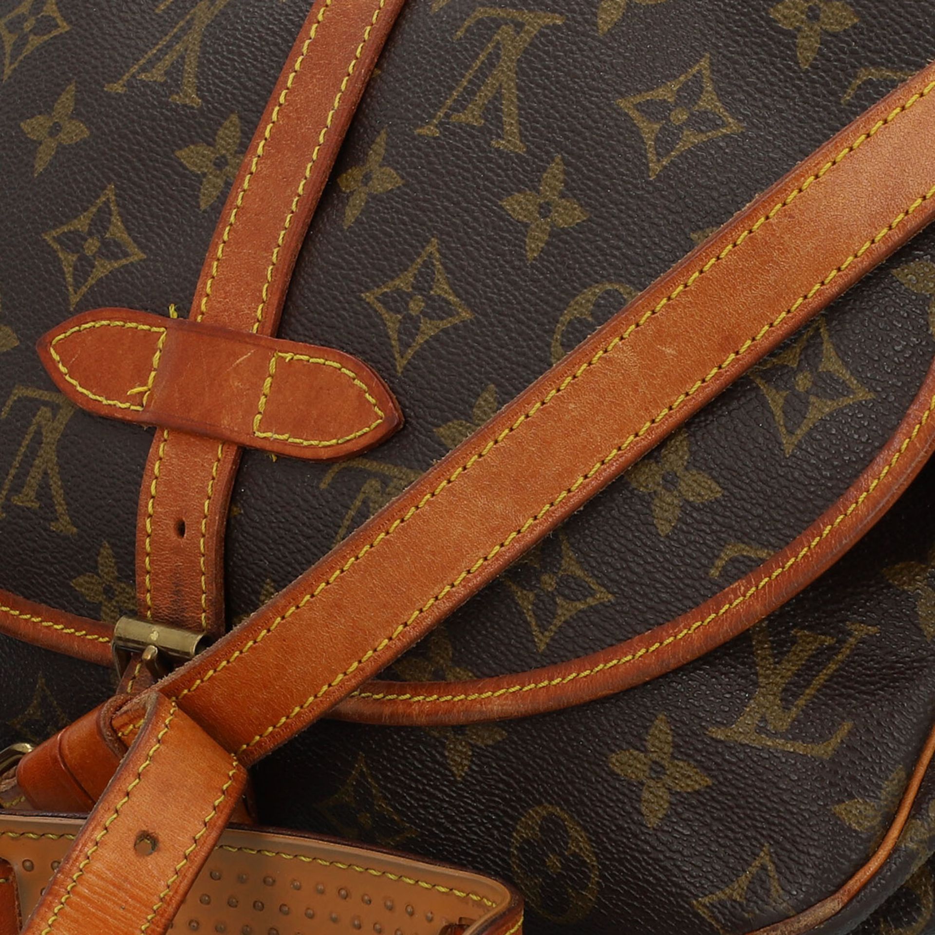 LOUIS VUITTON VINTAGE Schultertasche "SAUMUR PM". - Bild 7 aus 8