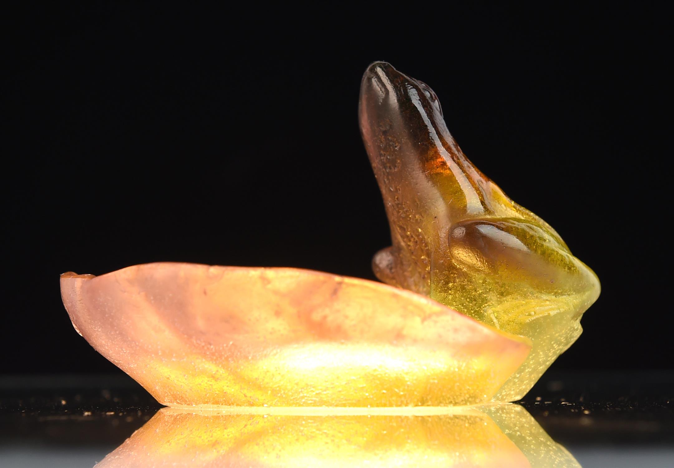 Daum France, Squirrel, Swan, Ring dish with Frog, Lily pad dish with frog, pate de verre and clear - Image 2 of 5