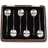 Cased set of 6 rat tail silver spoons.