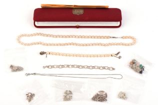 Cased Majolica silver clasped bracelet and necklace and a selection of sliver jewellery.