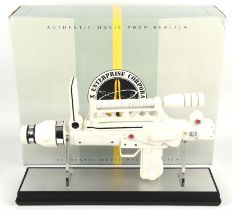 James Bond Moonraker laser rifle prop replica made by Factory Entertainment 1:1 scale limited