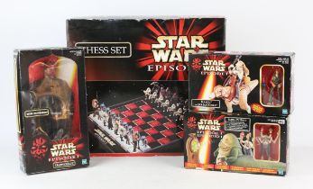 A quantity of mainly Hasbro Star Wars Episode 1 merchandise including; Chess Set, Jabba the Hutt,