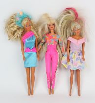 A collection of jointed plastic dolls including ; Barbie, Mattel, Dressing up Dolly and many others.