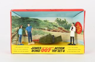 James Bond - 1965 Gilbert & Co made ' Secret Agent James Bond 007 - Action Toy Set No.4.