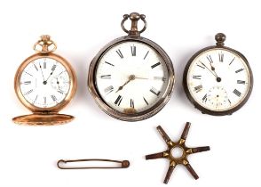 A late 19th century Waltham gold plated pocket watch with foliate engraved case, diameter 4cm and