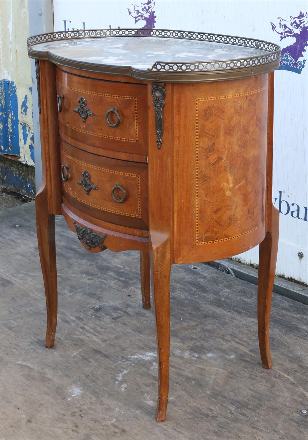 Danish parquetry commode by Lysberg and Hansen, late 19th/early 20th Century, with a kidney shaped - Image 4 of 4