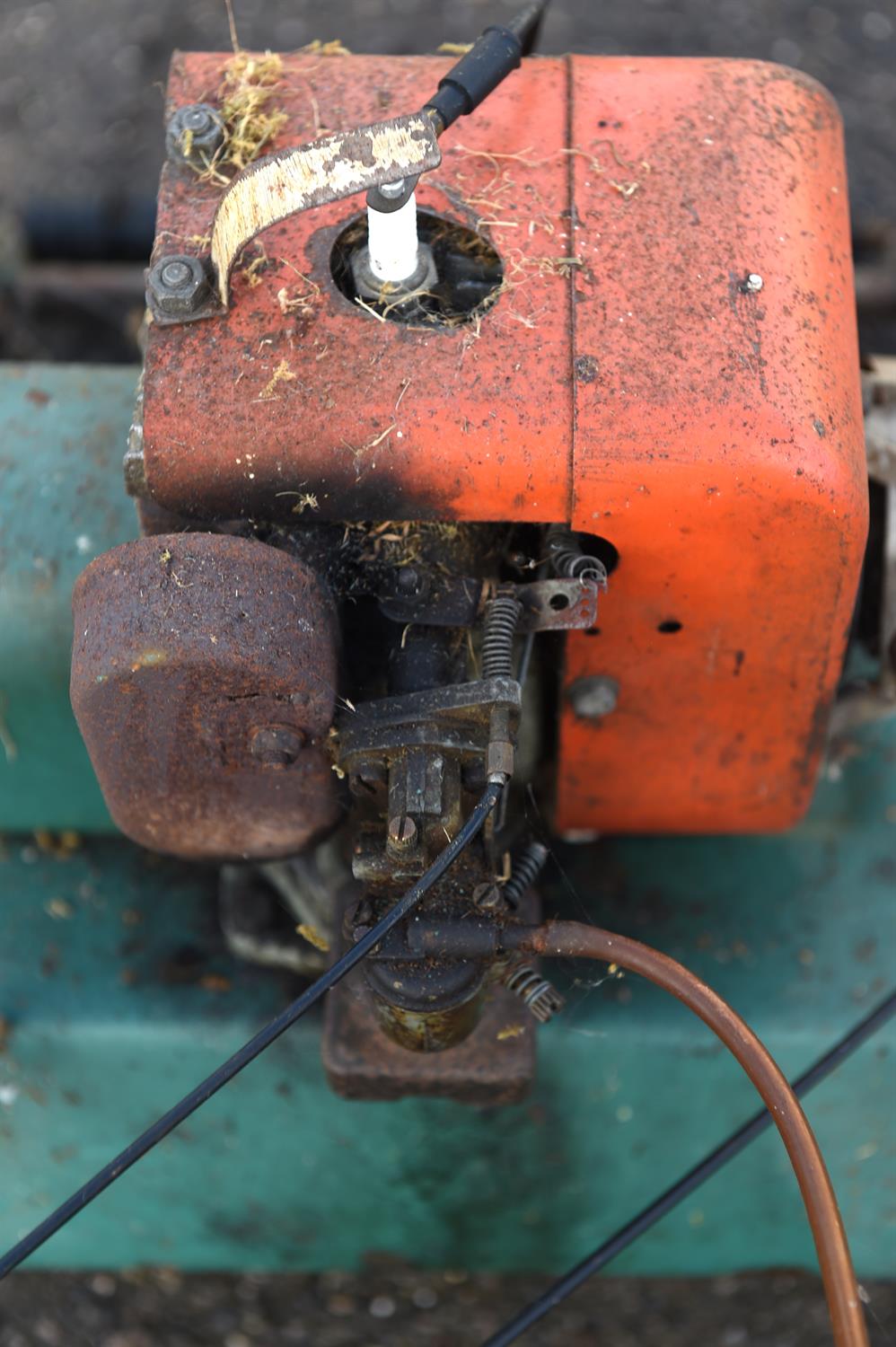 Suffolk punch cylinder Mower comes from a deceased estate. Please note this lot has the standard - Image 7 of 7