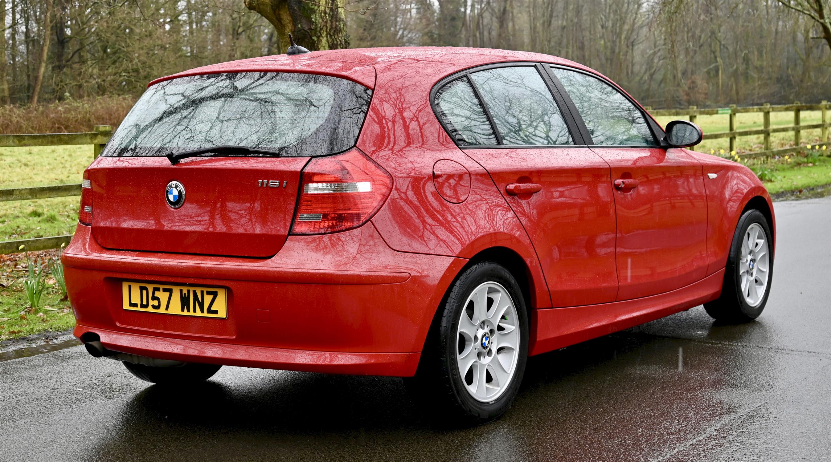 2007 BMW 116i 1597cc Petrol 5 Door Hatchback. Registration number: LD57 WNZ. Mileage: 142,600. - Image 9 of 12