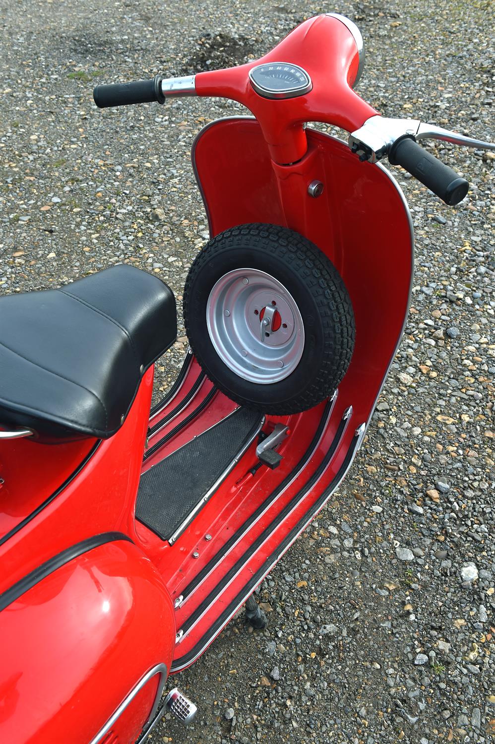 1961 Vespa VBB Standard 150cc 4 Speed. Registration number: 864 XVN. It was imported into the UK - Image 4 of 9