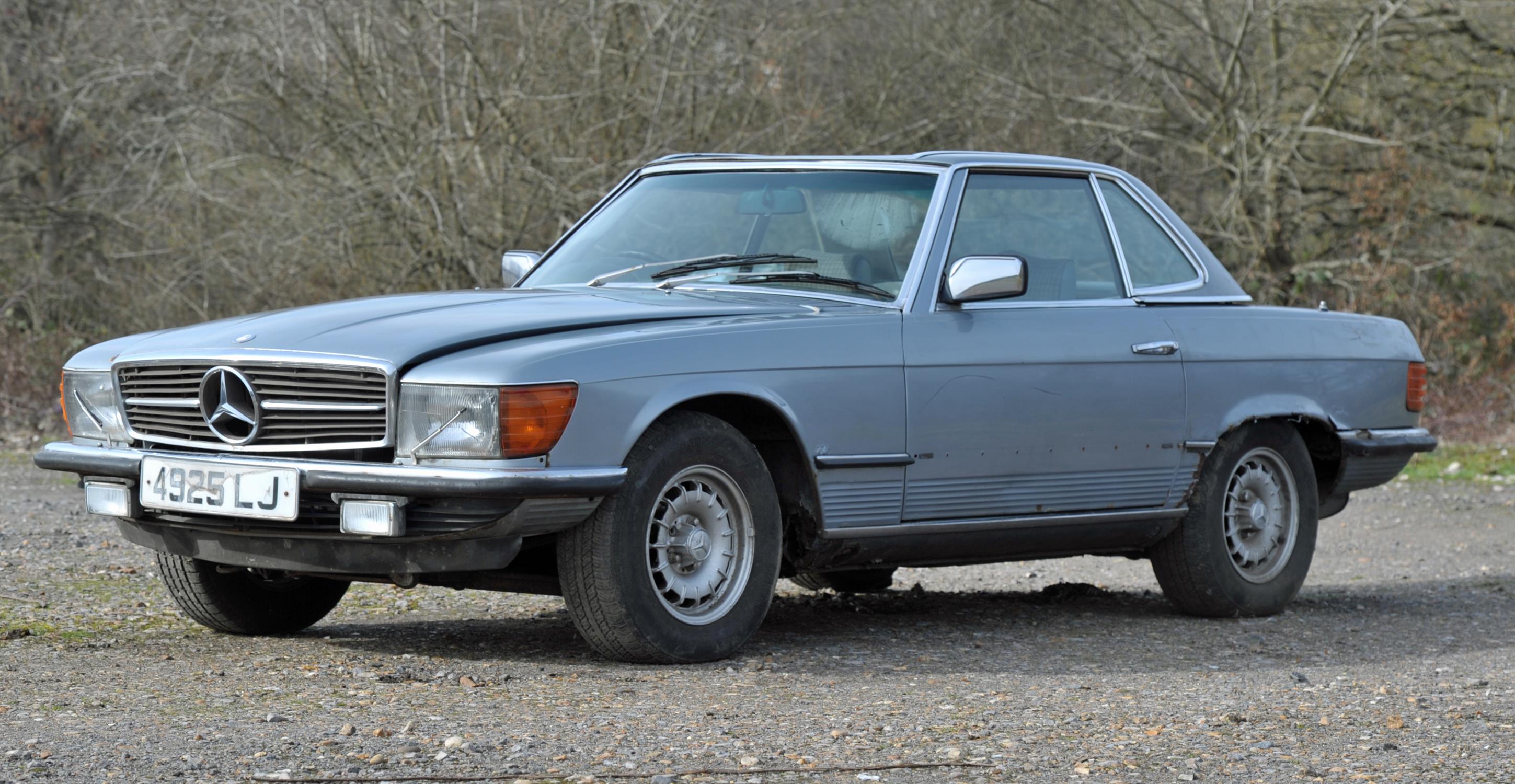 1981 Mercedes 380 SL R107 Automatic Petrol Convertible. Registration number: 4925 LJ. - Image 4 of 14
