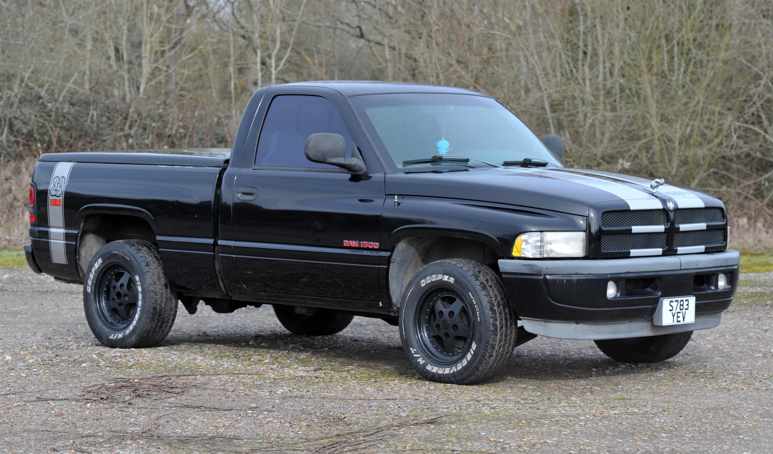 1998 Dodge Ram 1500 SS/T. 5.9 V8 Petrol Automatic.  Registration number: S783 YEV.