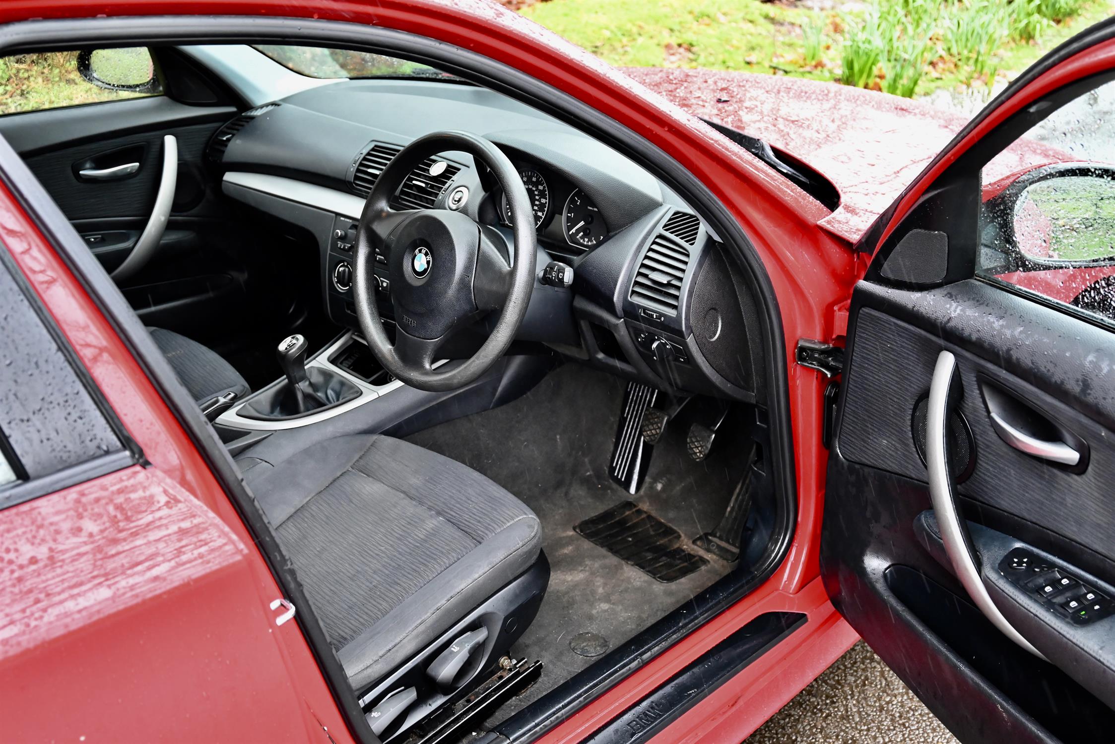2007 BMW 116i 1597cc Petrol 5 Door Hatchback. Registration number: LD57 WNZ. Mileage: 142,600. - Image 2 of 12