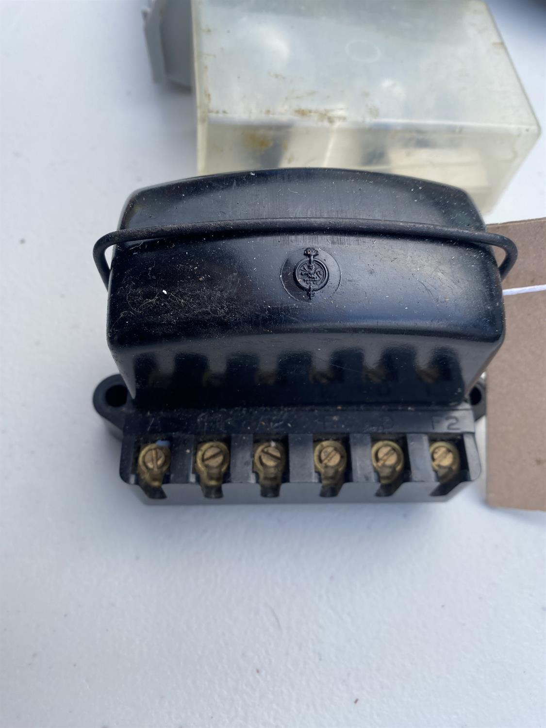Morris 8 SU Fuel pump - not working. Including cut out fuse box and miscellaneous light bulbs. - Image 3 of 6