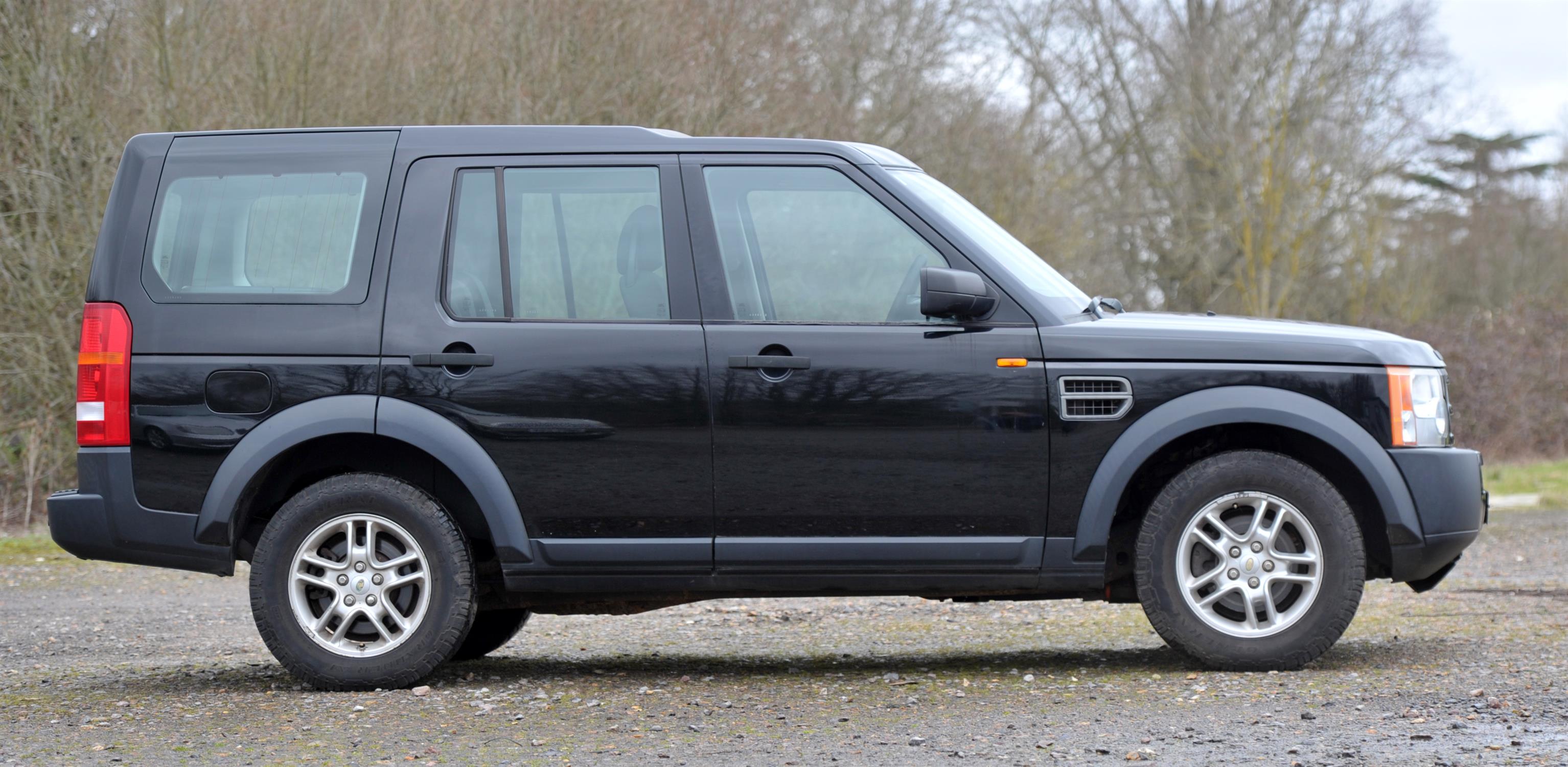 Land Rover Discovery 3 TDV6 Diesel 6 Speed Manual. Registration number: FP06 LAA. Mileage: 125,360. - Image 3 of 12